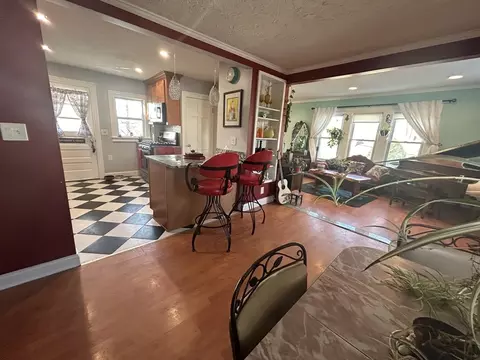 13 Lincoln St, Canton, MA 02021 photo 2