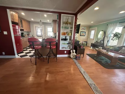 13 Lincoln St, Canton, MA 02021 photo 3