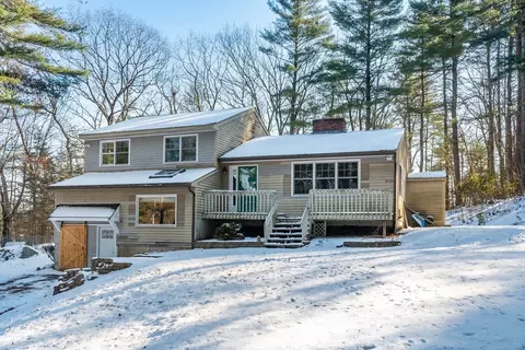 54 Spectacle Hill Rd, Bolton, MA 01740