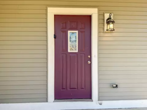 176 Read St, Attleboro, MA 02703 photo 4