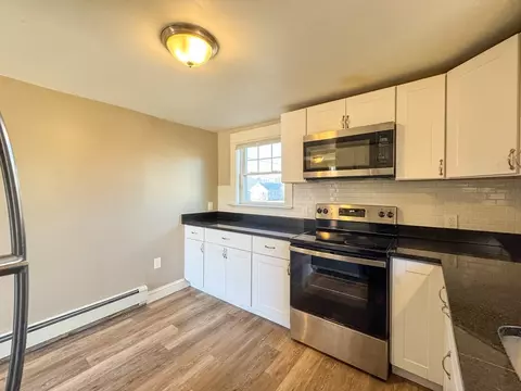 176 Read St, Attleboro, MA 02703 photo 9