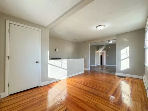 176 Read St, Attleboro, MA 02703 photo 14