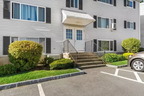 5455 N Main St #7D, Fall River, MA 02720 photo 2