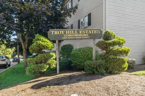5455 N Main St #7D, Fall River, MA 02720