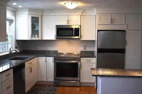 Kitchen - 10 Oak Ridge Dr #3, Maynard, MA 01754 photo 3 of 3