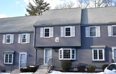 10 Oak Ridge Dr #3, Maynard, MA 01754