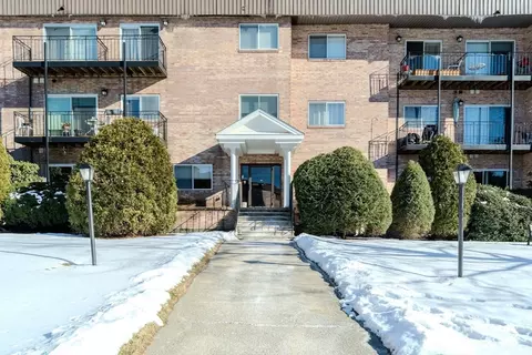 181 Littleton Rd #336, Chelmsford, MA 01824