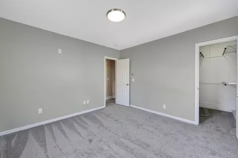 277 Grattan St, Chicopee, MA 01020 photo 21