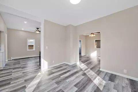 277 Grattan St, Chicopee, MA 01020 photo 11