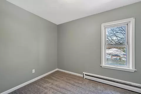 277 Grattan St, Chicopee, MA 01020 photo 23