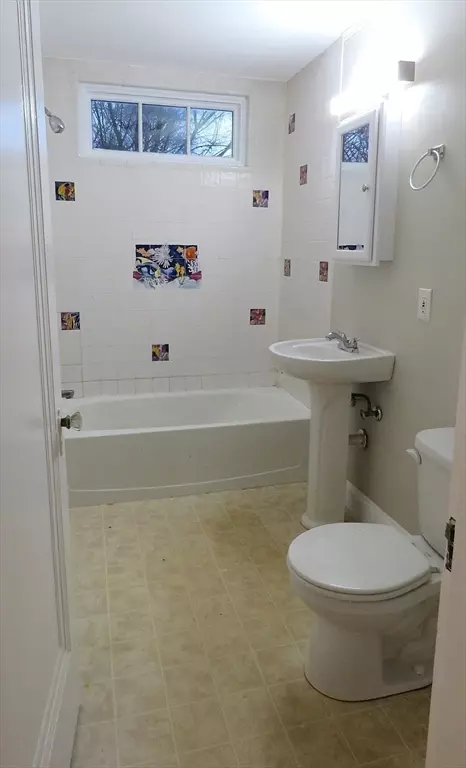 Bath - 3 3rd St, Worcester, MA 01602 photo 1 of 1