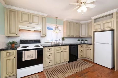 67 Hersey St, Hingham, MA 02043 photo 10