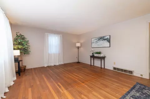 67 Hersey St, Hingham, MA 02043 photo 4