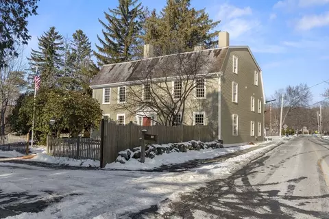Exterior - 42 Summer St, Danvers, MA 01923 photo 7 of 7