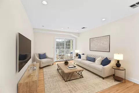 328 Copeland St #2C, Quincy, MA 02169