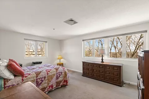 38 Dunham Rd #309, Beverly, MA 01915 photo 8