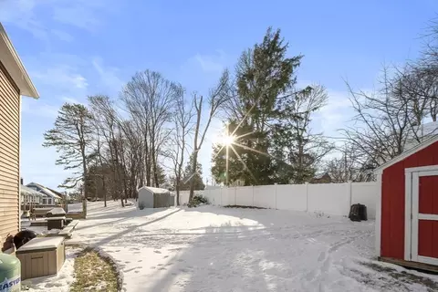 Exterior - 30 Seward Rd, Stoneham, MA 02180 photo 4 of 4