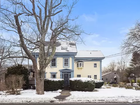 172 Granite St #4, Rockport, MA 01966