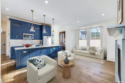 12 Center St UNIT 2, Provincetown, MA 02657