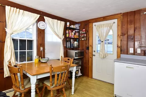 2 Pine St, Wareham, MA 02571 photo 6