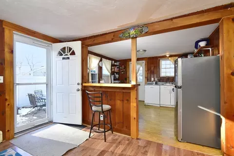 2 Pine St, Wareham, MA 02571 photo 4