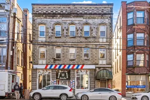 98-100 River St, Haverhill, MA 01835