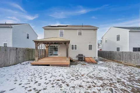 Exterior - 43 Martha St, Springfield, MA 01151 photo 5 of 9