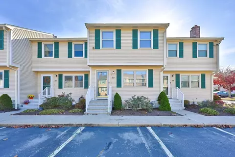 307 Ocean Mdws #307, Fairhaven, MA 02719