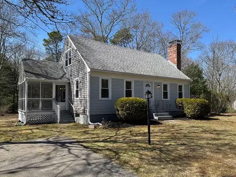 3 Spinnaker Ln, Bourne, MA 02559 photo 2