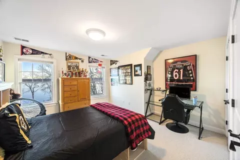 87 Hooppole Rd, Mashpee, MA 02649 photo 33