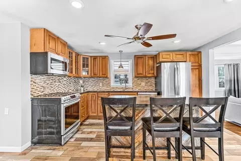 29 Leonard Ave, Dracut, MA 01826 photo 5