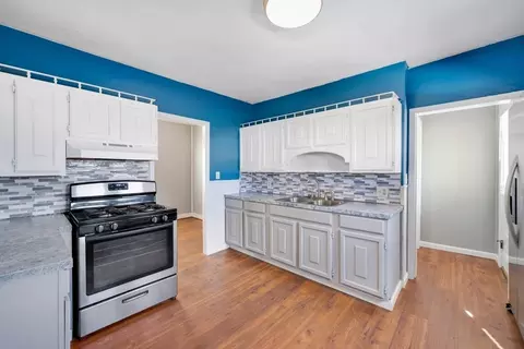 41 Briggs St, Springfield, MA 01151 photo 3
