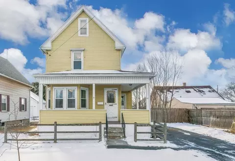 41 Briggs St, Springfield, MA 01151