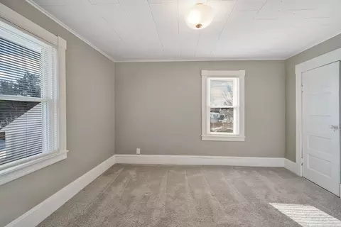 41 Briggs St, Springfield, MA 01151 photo 17