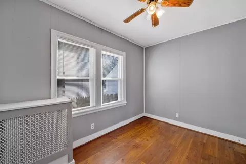 41 Briggs St, Springfield, MA 01151 photo 10