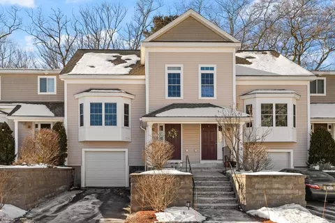 5 Charles Ridge Rd #B, Littleton, MA 01460