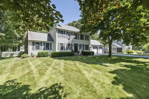 6 Spring St, Douglas, MA 01516