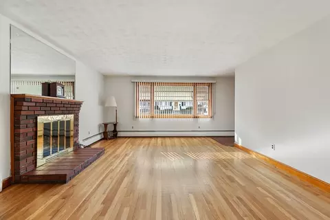 Living - 116 Estes St, Everett, MA 02149 photo 1 of 5