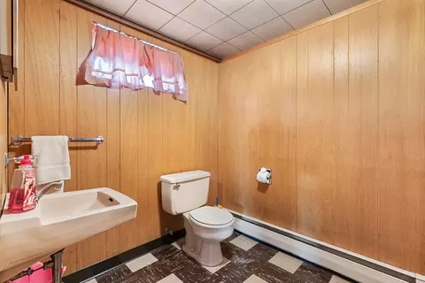 Bath - 116 Estes St, Everett, MA 02149 photo 2 of 2