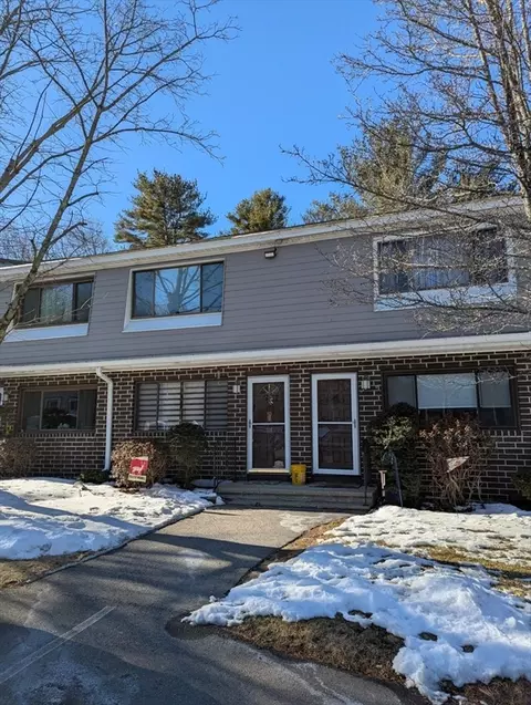 116 Farrwood Dr #116, Haverhill, MA 01835