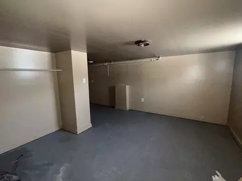 1022 Carew St, Springfield, MA 01104 photo 10