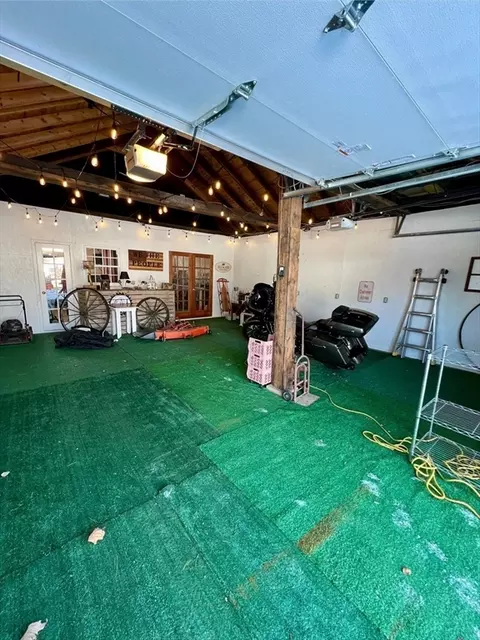 2 6th Ave, Dudley, MA 01571 photo 29