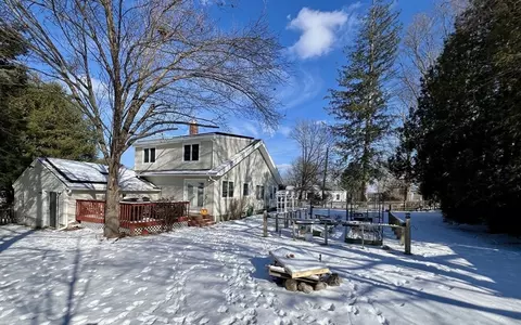 2 6th Ave, Dudley, MA 01571 photo 34