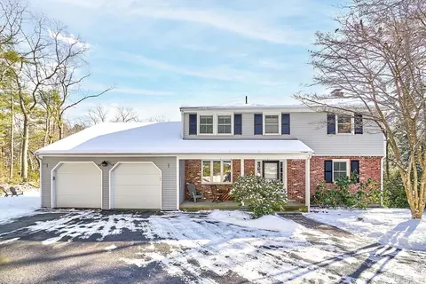 338 Heald Rd, Carlisle, MA 01741