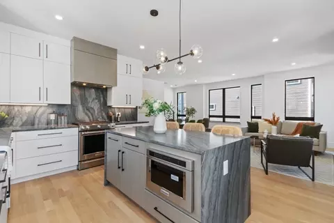 14 Fuller St #B, Waltham, MA 02453