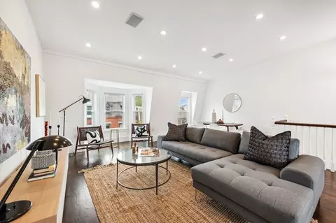 121 M St #3, Boston, MA 02127