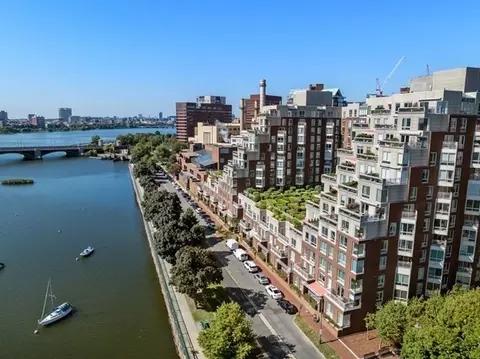 75-83 Cambridge Pkwy #210, Cambridge, MA 02142