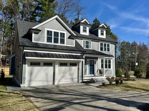 601 Salem End Rd, Framingham, MA 01702