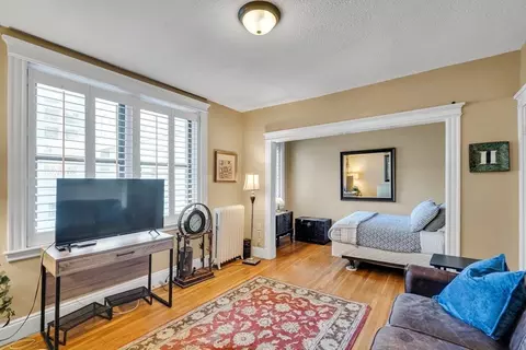 11 Park Dr #12A, Boston, MA 02215