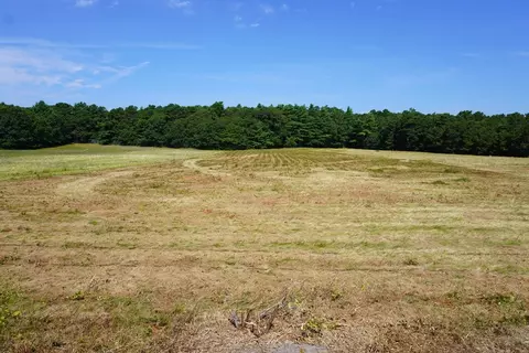 8 Over Jordan Rd, Wareham, MA 02571 photo 4